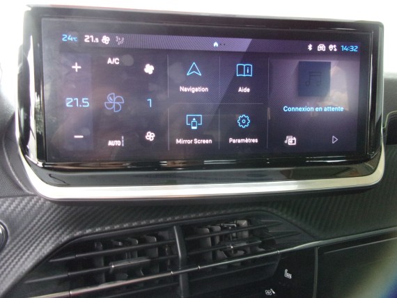 PEUGEOT 208 208 hybrid noire-009.jpg